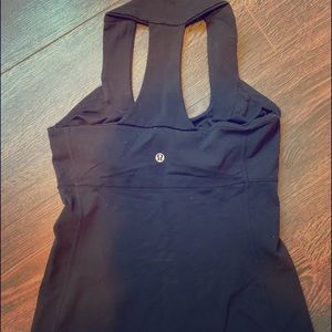 Black scoop neck lululemon tank
